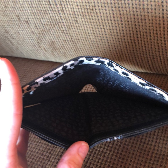 Wallet - Picture 4 of 4